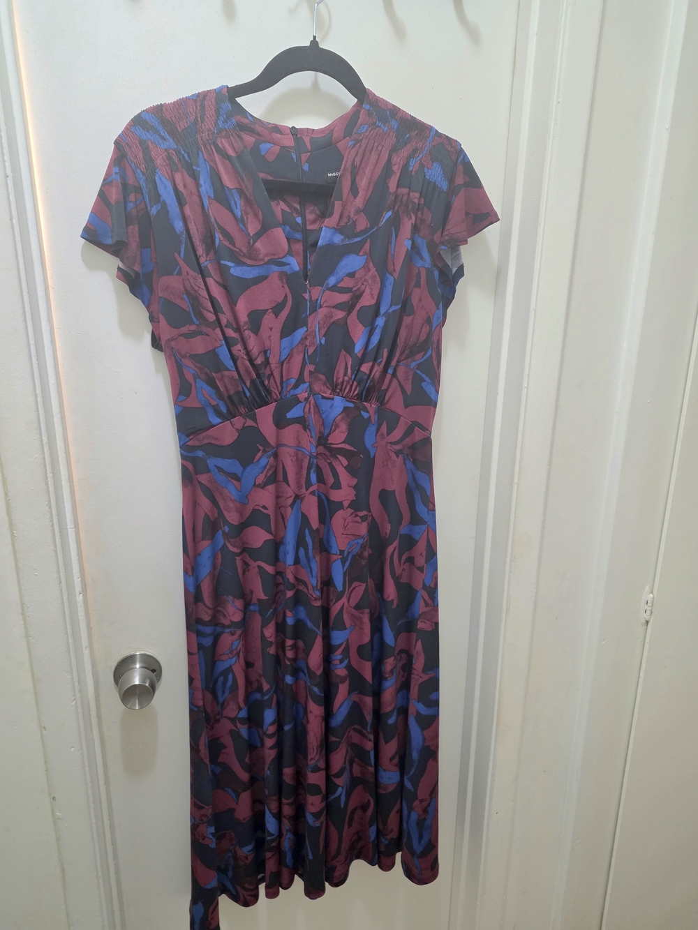 Maggie London Women's Floral Print Midi Dress in Burgundy and Blue